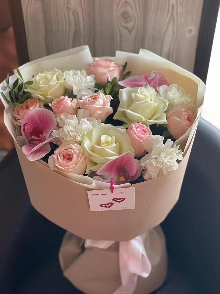 Букет цветов из: Орхидеи, Розы и Гвоздики в Ясном