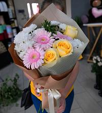 Букет цветов из:  Герберы, Розы и Хризантемы в Ясном