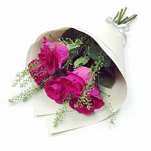 Букет цветов из:  Розы в Ясном