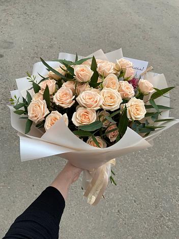 Букет Кремовые розы Латте в Ясном