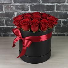 Цветочная композиция из Розы в шляпной коробке в Ясном