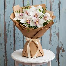 Букет цветов из:  Орхидеи и Розы в Ясном